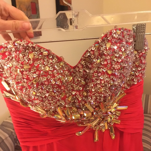 Prom dress - Picture 3 of 8